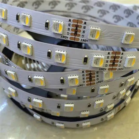 RGBW STRIP CHANGING COLOR PLUS 5000K INDOOR